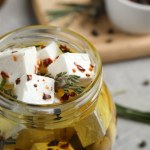 feta Ten ser ze słoika jemy przez całe lato. Smakuje jak w Grecji