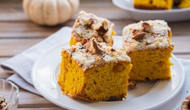 Ten wypiek osłodzi ci początek jesieni. Oto bardzo dobre ciasto z dyni