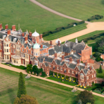 Ten zamek to "najwygodniejszy dom w Anglii". Nikt nie wie, ile ma pokoi