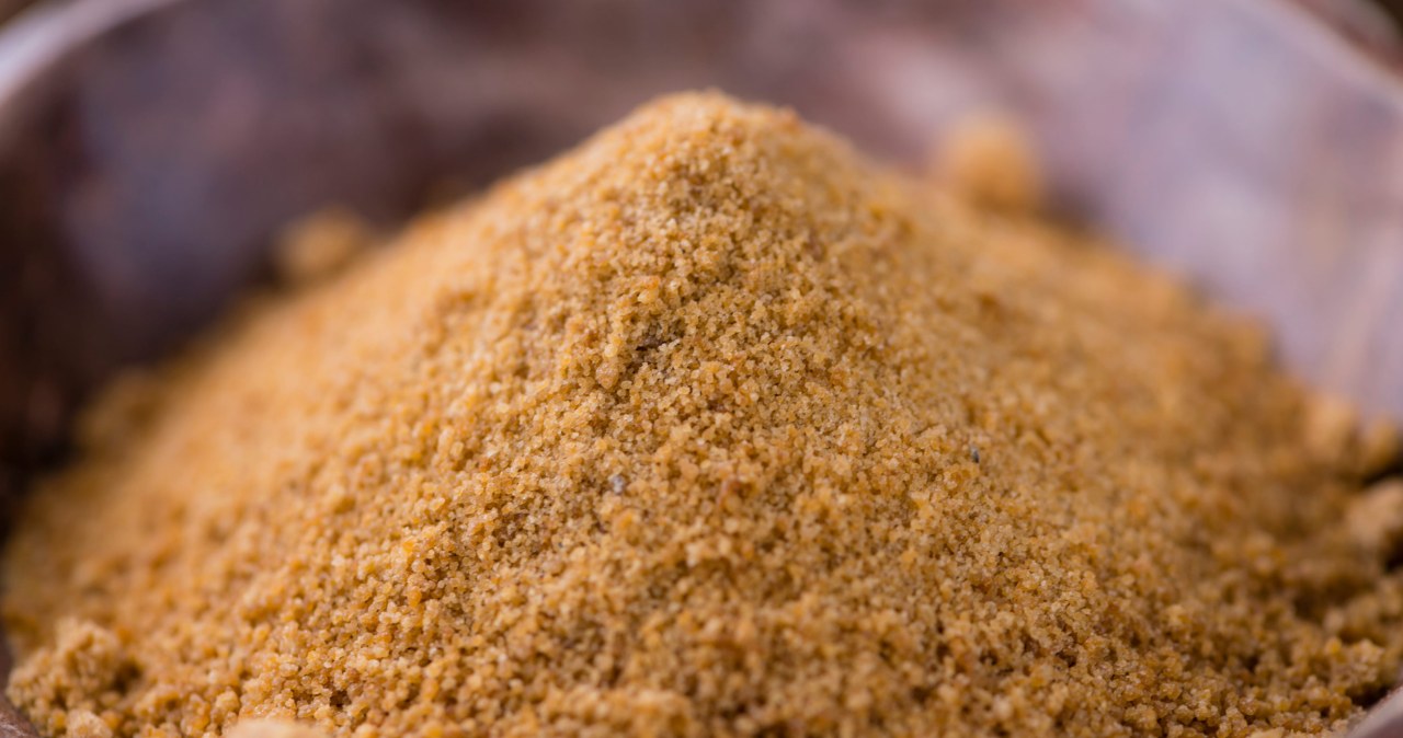 Ten zdrowy zamiennik cukru możesz zrobić w domu. / Handmadepictures /123RF/PICSEL