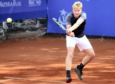 Tenis. Hubert Hurkacz przegrał z 17-letnim Maksem Kaśnikowskim