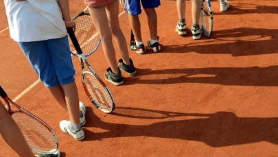 Tenisa mogą uczyć się już czterolatki!