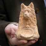 Terakotowy pies w antycznym grobowcu. Niezwykłe odkrycie w Rzymie