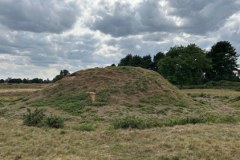 Teren byłych wykopalisk, gdzie odkryto skarb z Sutton Hoo