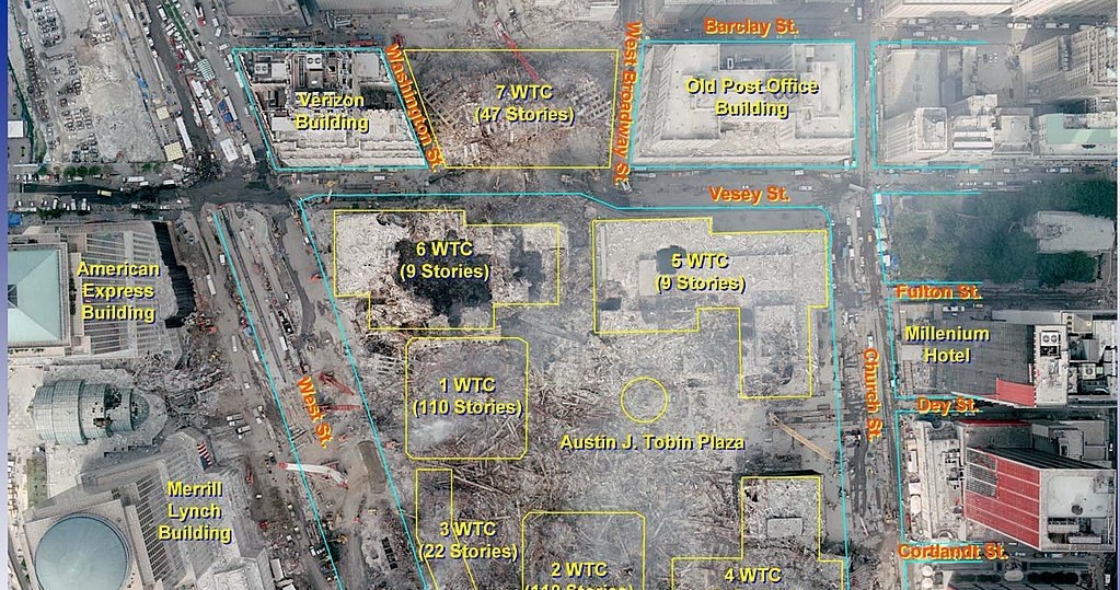 Teren World Trade Center z nakładką pokazującą lokalizację oryginalnych budynków /Domena publiczna /Wikimedia