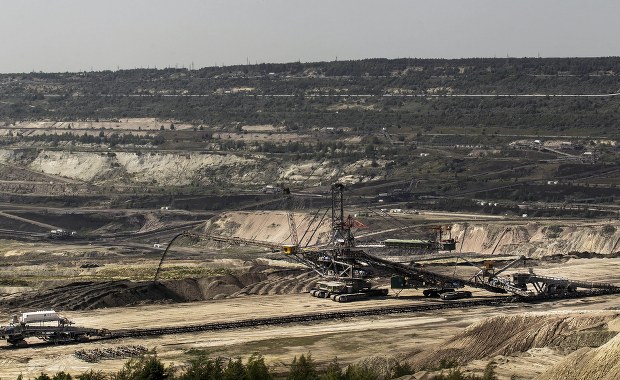 Tereny po Kopalni Bełchatów. Będą tam dwa najgłębsze w Polsce jeziora 