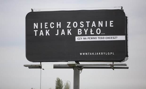 Terlecki zmienia narrację. Przyznał, że kampania PFN o sądach jest prowadzona "na zlecenie rządu"