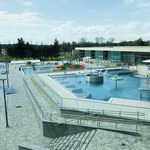 Termalne baseny w Poddębicach – leczenie i rekreacja w jednym miejscu