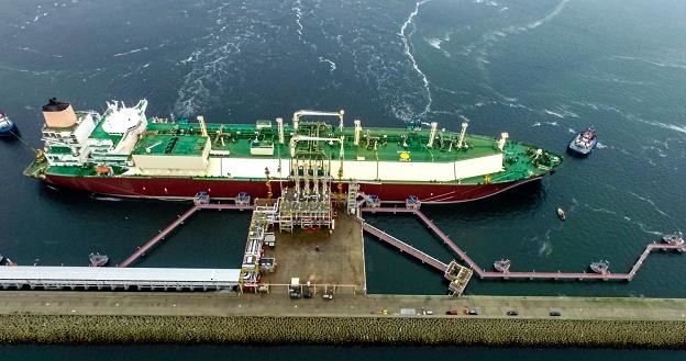 Terminal LNG w Świnoujściu /.