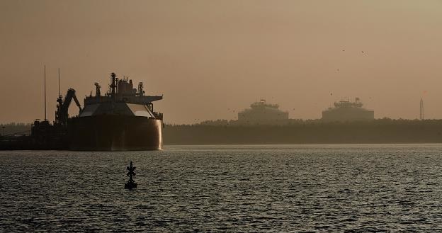 Terminal LNG w Świnoujściu /.