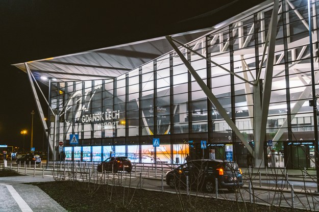 Terminal lotniska w Gdańsku /Shutterstock
