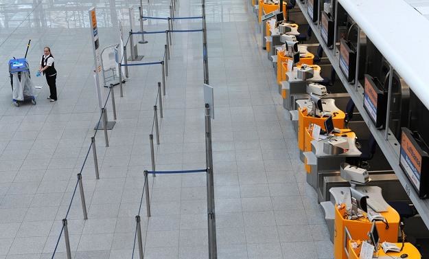 Terminal Lufthansy na lotnisku Franza-Josefa-Straussa w Monachium będzie w poniedziałek pusty? /AFP