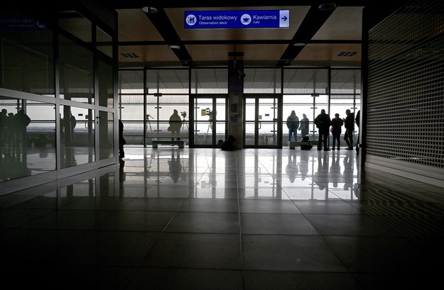 Terminal pasażerski na lotnisku w Jasionce /Darek Delmanowicz /PAP