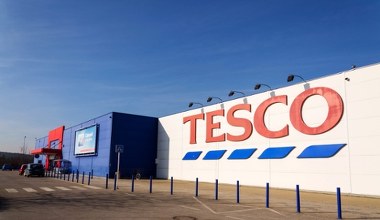 Tesco może sprzedać sklepy w kolejnych krajach. Na liście chętnych popularny dyskont