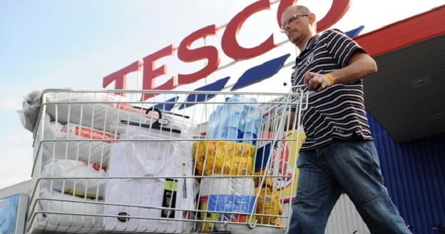 Tesco w Mosonmagyarovar znowu będzie otwarte w niedzielę /AFP