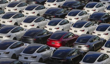 Tesla chce przyciągnąć klientów. Nowe samochody taniej nawet o połowę