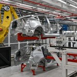 Tesla chce zatrudnić Polaków do fabryki w Berlinie. Zarobki od około 12 tys. zł 