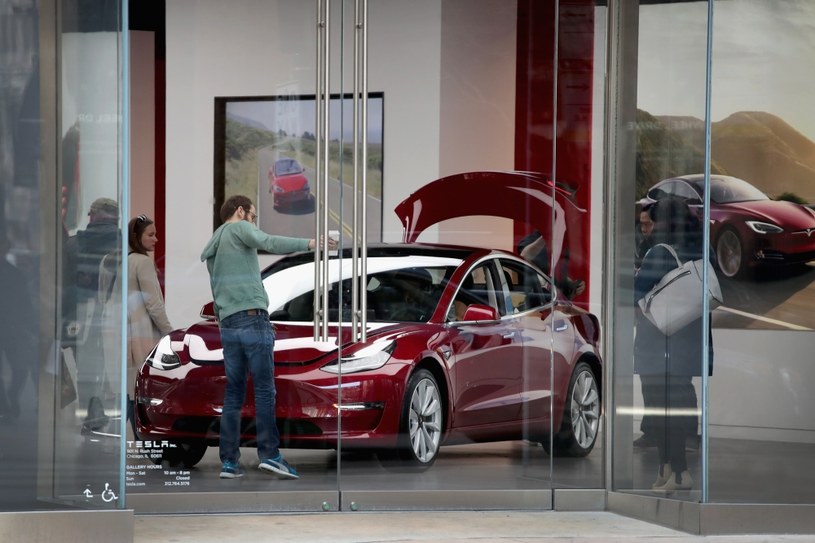 Tesla Model 3 trafi do Europy /Getty Images