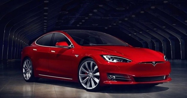 Tesla Model S /Tesla