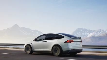 Tesla Model X 