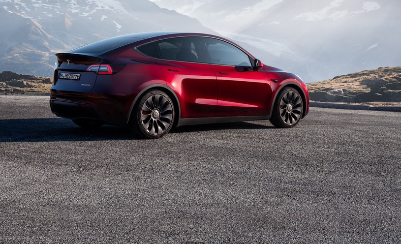 Tesla Model Y jest najlepiej sprzedającym się samochodem w Unii Europejskiej. /materiały prasowe