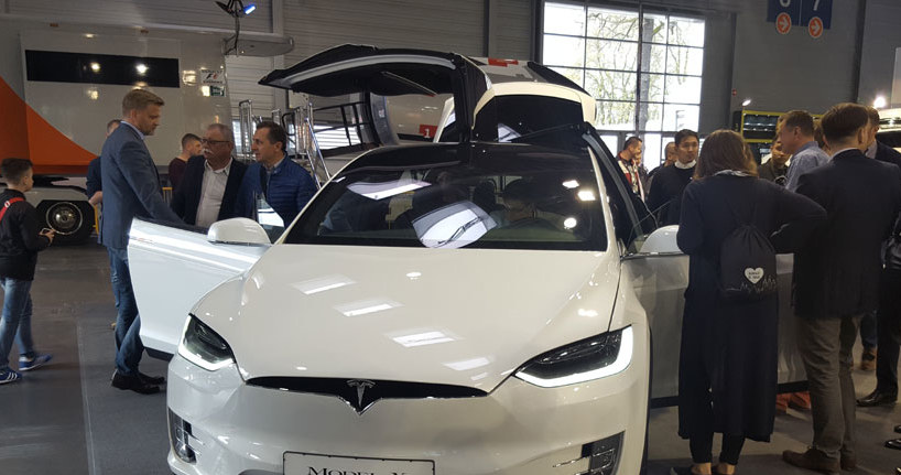 Tesla na Moto Show w Poznaniu /INTERIA.PL