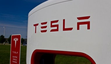 Tesla obcina zasięg swoich aut. Została do tego zmuszona 