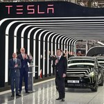 Tesla pokazała wyniki, do rekordów daleko. Inwestorzy mimo to wierzą w Muska