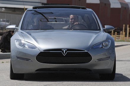 Tesla S /AFP