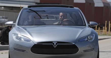 Tesla S /AFP