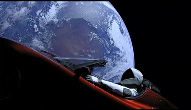 Tesla wystrzelona przez SpaceX w kosmos może spaść na Ziemię