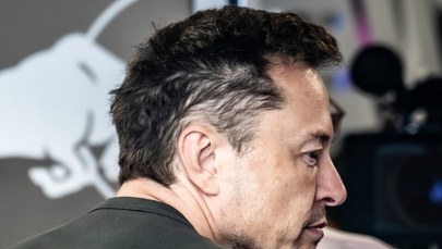 Tesla zaprzecza, że chce pozbyć się Elona Muska, ale coś jest na rzeczy