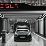 Tesla zawiesza plany powstania największej fabryki baterii na świecie 