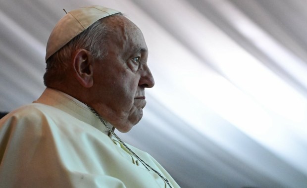 Testament Franciszka: Poprosił o jedno słowo na grobie