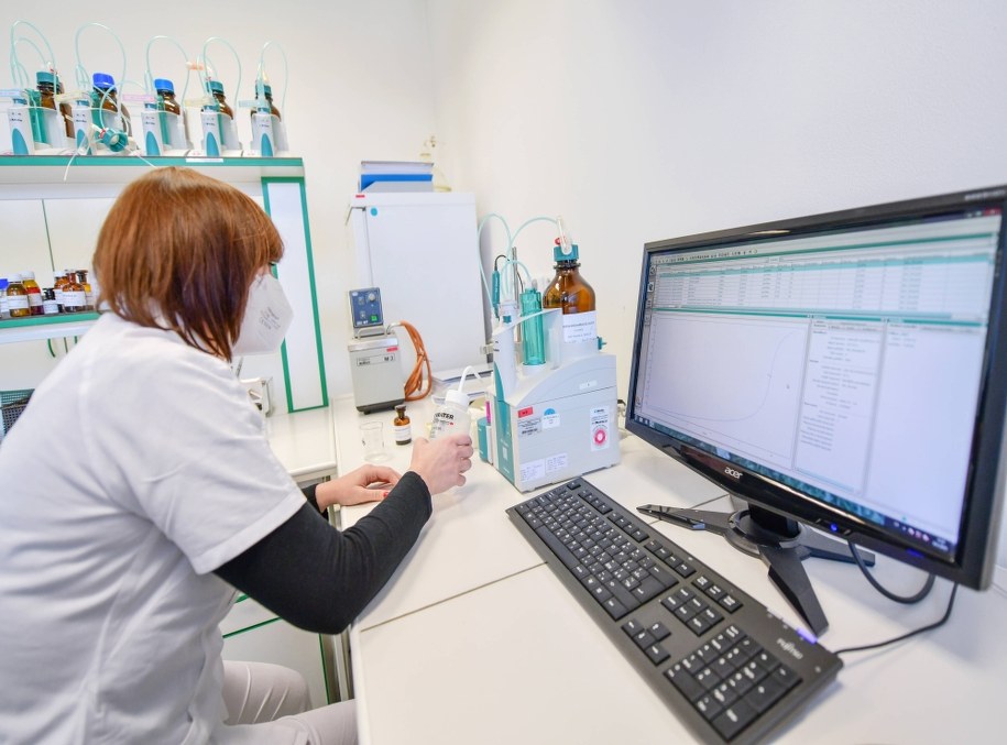 Testami objęto grupę ponad 80 tys. osób /Vojtech Vlk /PAP/CTK