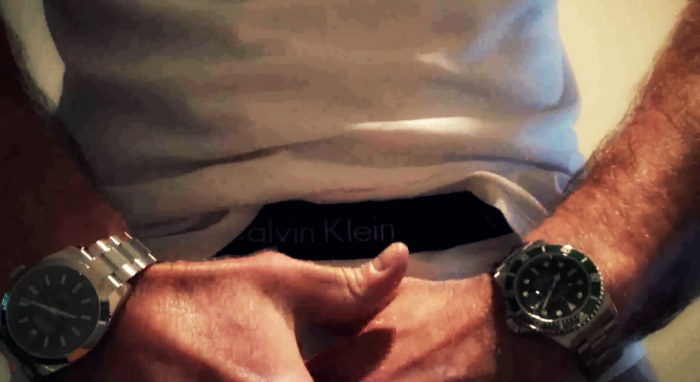 Testoviron w kilku swoich nagraniach chwali się zegarkami marki Rolex - każdy z posiadanych przez niego egzemplarzy kosztuje rzekomo kilkadziesiąt tysięcy złotych /YouTube