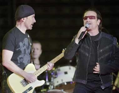 The Edge i Bono (U2) /arch. AFP