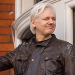 "The Guardian": Rosjanie rozważali pomoc w ewentualnej uciecze Assange'a