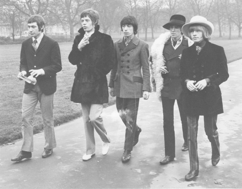 The Rolling Stones w 1967 r. - Bill Wyman w środku /Keystone / Hulton Archive /Getty Images