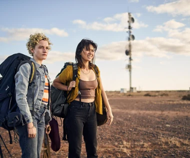 "The Royal Hotel" [trailer]