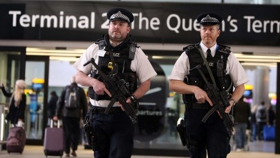 "The Telegraph": Władze ostrzegają lotniska i elektrownie jądrowe przed cyberatakami