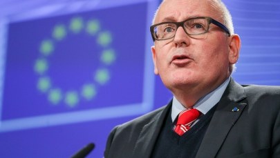 "The Times": KE nie jest w stanie wygrać próby sił z Polską