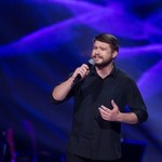 "The Voice of Poland": Wojciech Ezzat i Marcin Sójka śpiewają dalej