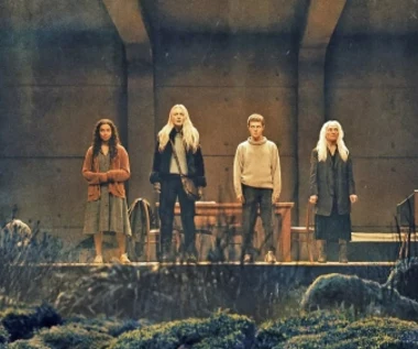 "The Watchers": Debiut córki znanego reżysera. Miał być hit, wyszedł kapiszon [recenzja]