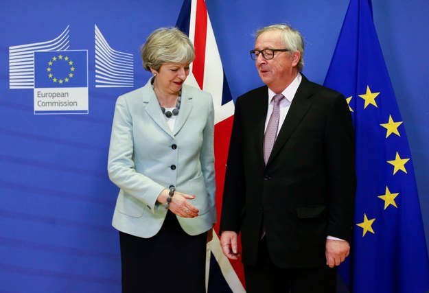 Theresa May i Jean-Claude Juncker /OLIVIER HOSLET /PAP/EPA