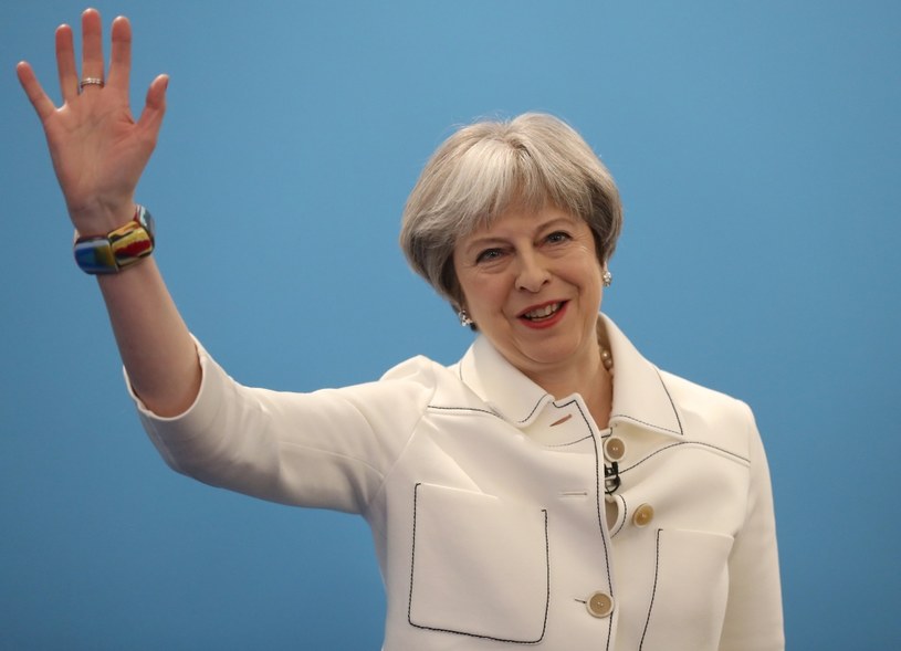 Theresa May podziękowała za "stanowcze wsparcie" ze strony Polski /SIMON DAWSON /AFP