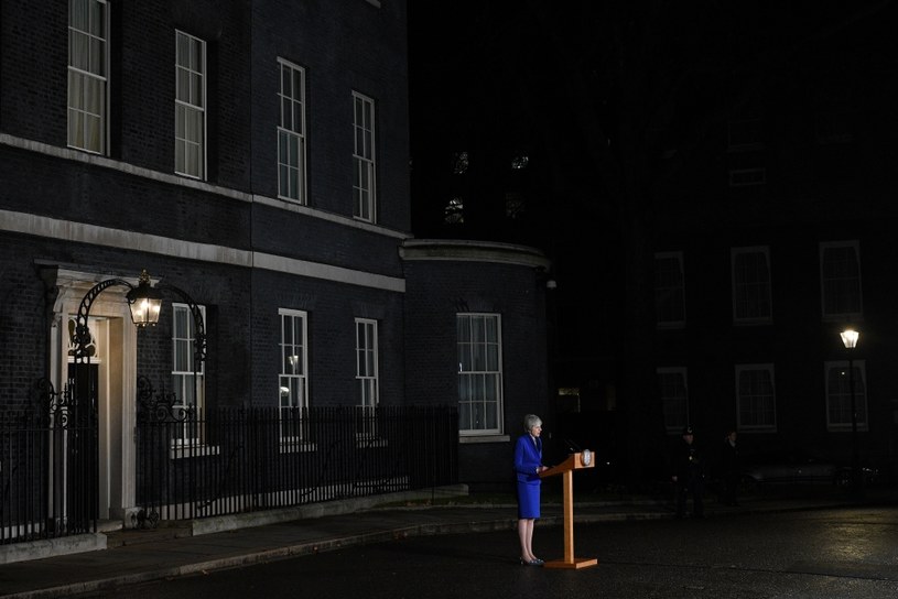 Theresa May wygłasza oświadczenie /AFP