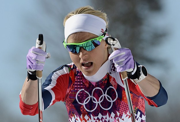 Therese Johaug na trasie biegu na 10 km techniką klasyczną /FILIP SINGER /PAP/EPA