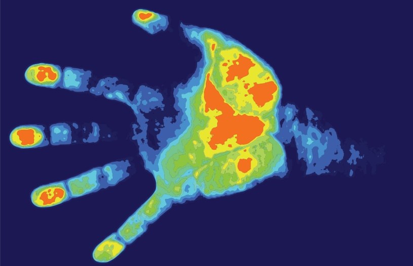 Thermanator wykorzystuje ślady ciepła pozostawione na ostatnio naciśniętych klawiszach /123RF/PICSEL