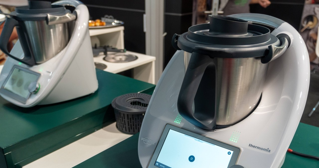 Thermomix od wielu lat jest jednym z najpopularniejszych multicookerów /IMAGO /East News